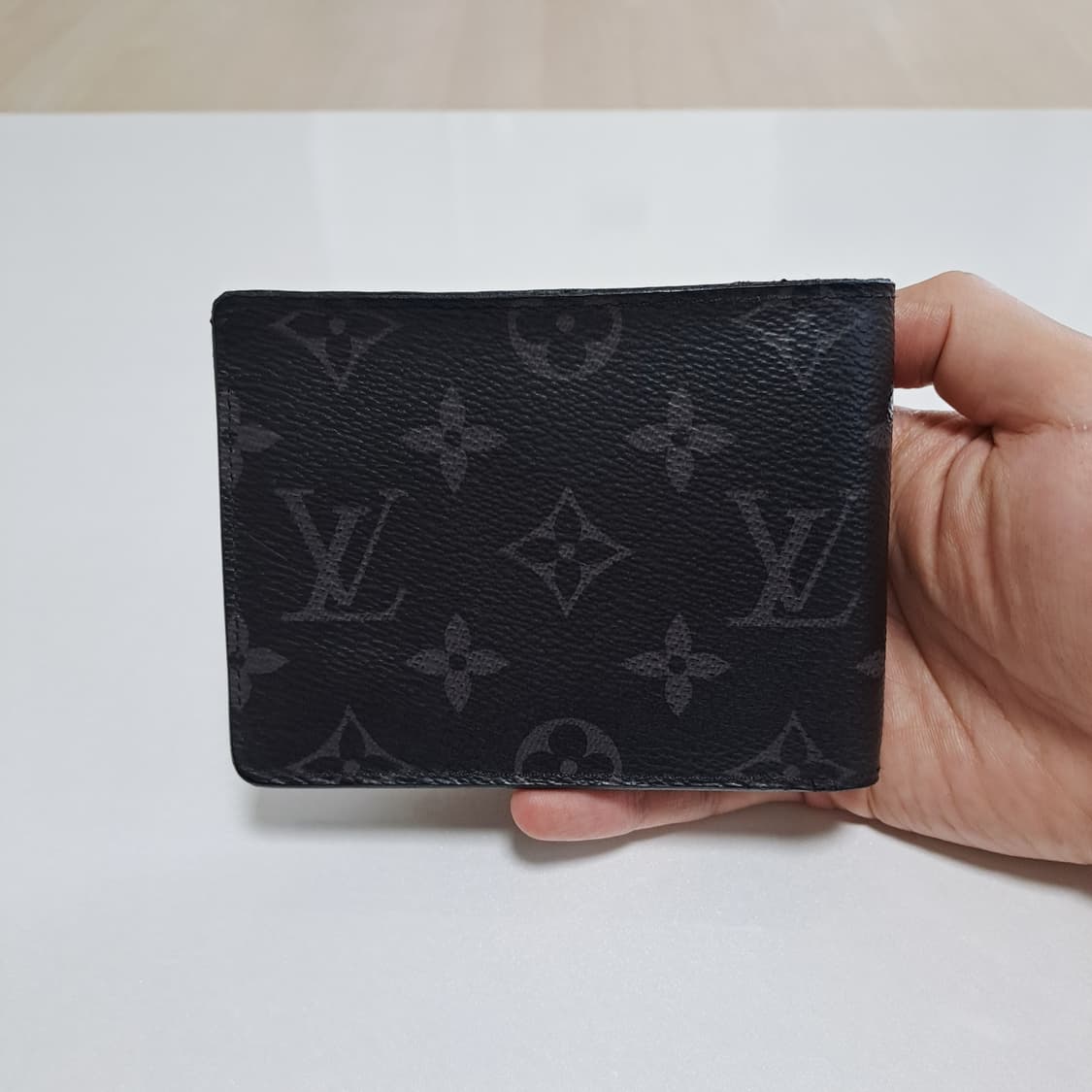 [100%/정품] 루이비통 모노그램 이클립스 멀티플 반지갑,루이비통지갑 상품이미지2