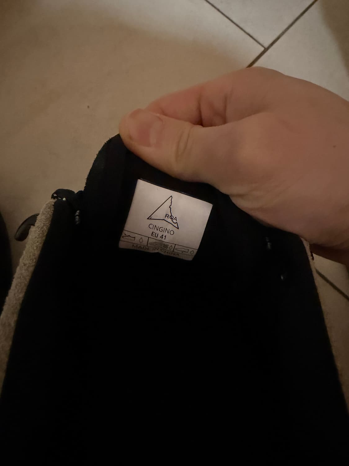 로아 싱기노 친지노 cingino 샌드블랙 상품이미지3