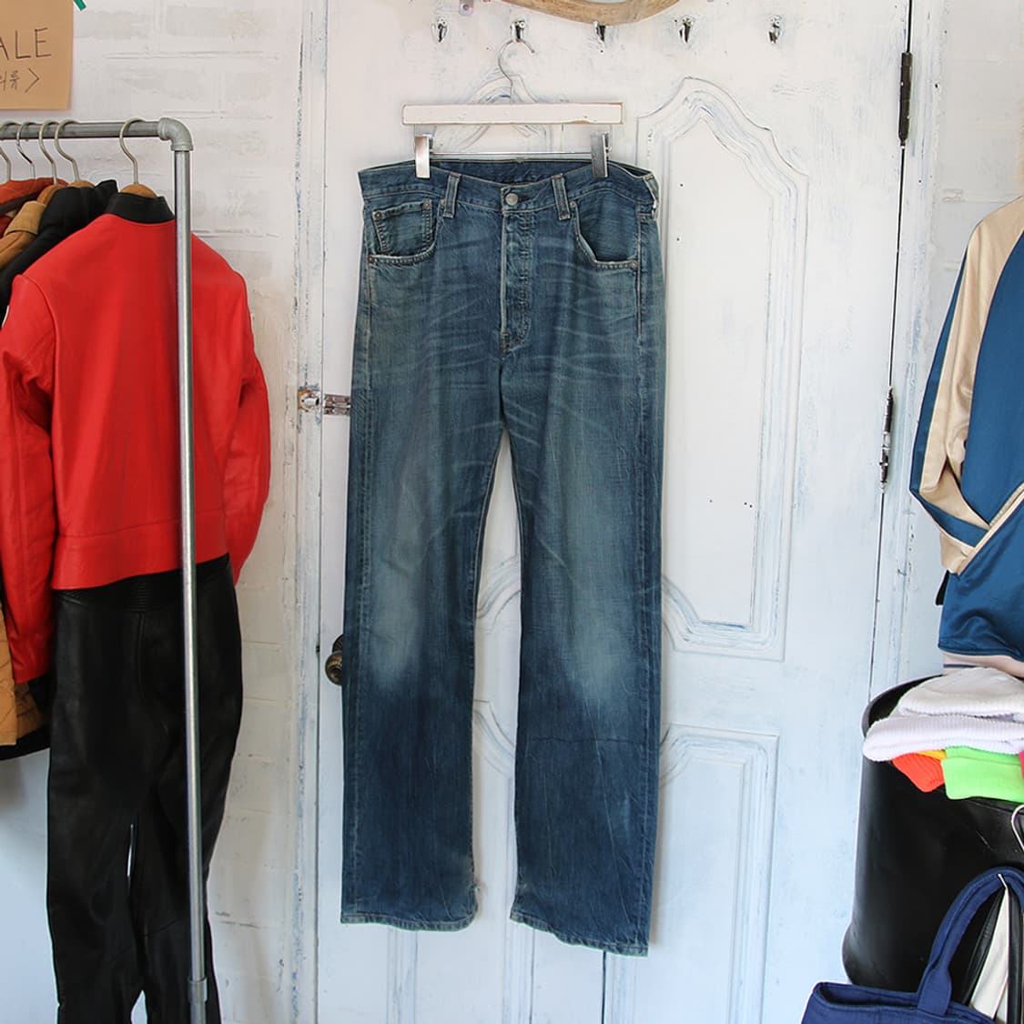 (착용컷) 리바이스 501 (남성용 34-35) 상품이미지1