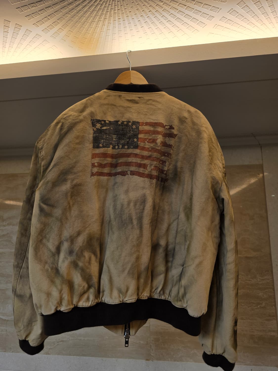 [1]언더마이카 탑건 아메리칸 플래그 워시드 봄버 더티 베이지 상품이미지2