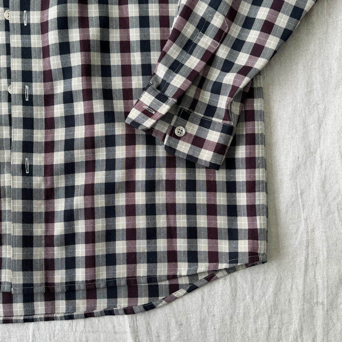 입생로랑 빈티지 블랙베이지 배색 체크셔츠 100 상품이미지4