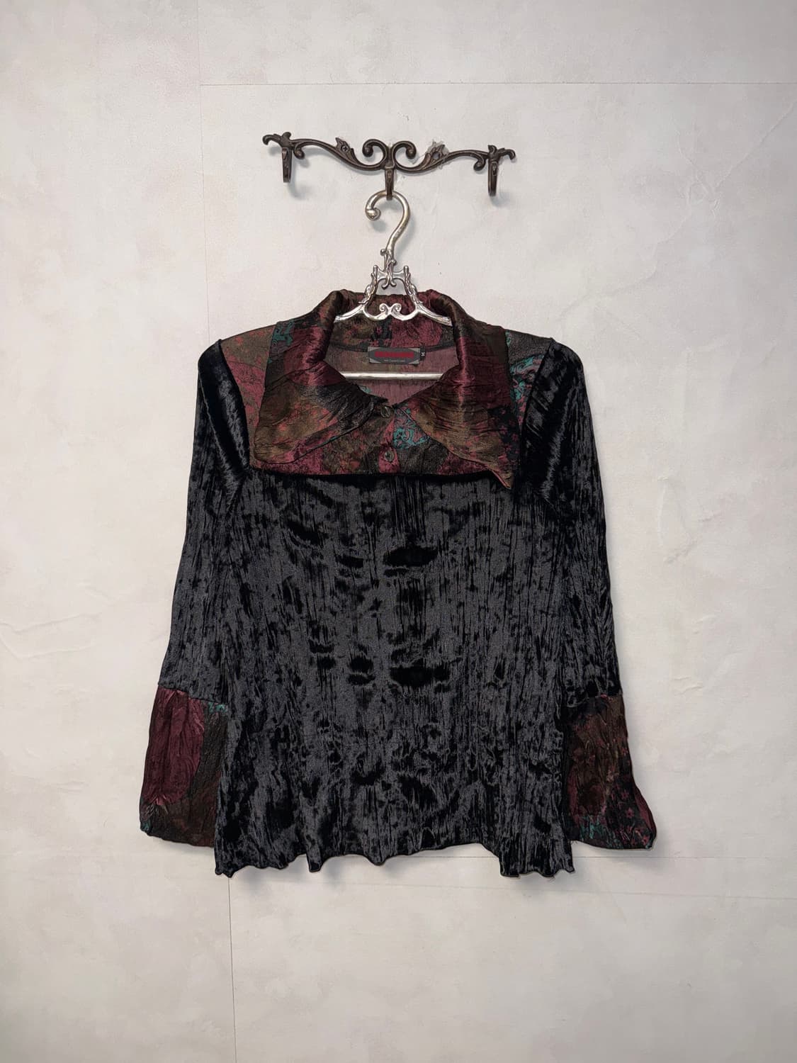 Black oriental detail velvet pleats bl 상품이미지1