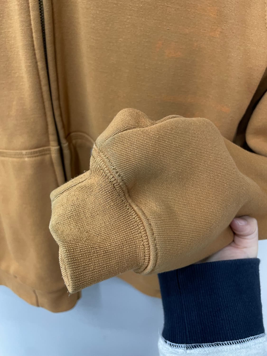 칼하트 브라운 포켓로고 후드집업 H1450 상품이미지8