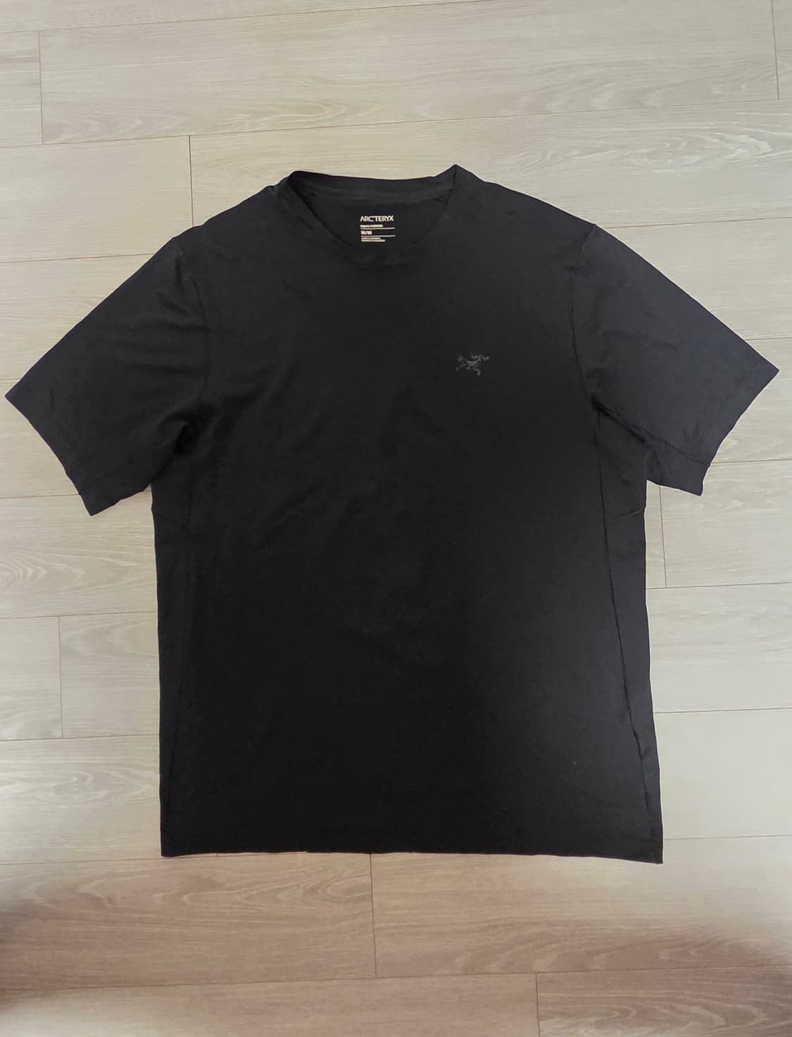아크테릭스 코막 SS Crew Black M/M (SS22)
 상품이미지1