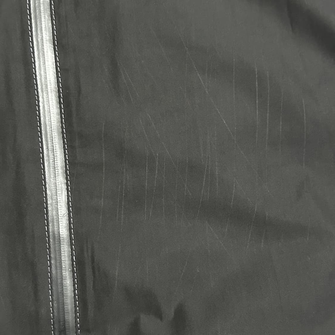 F 마뗑킴 블랙 후드 바람막이 상품이미지6