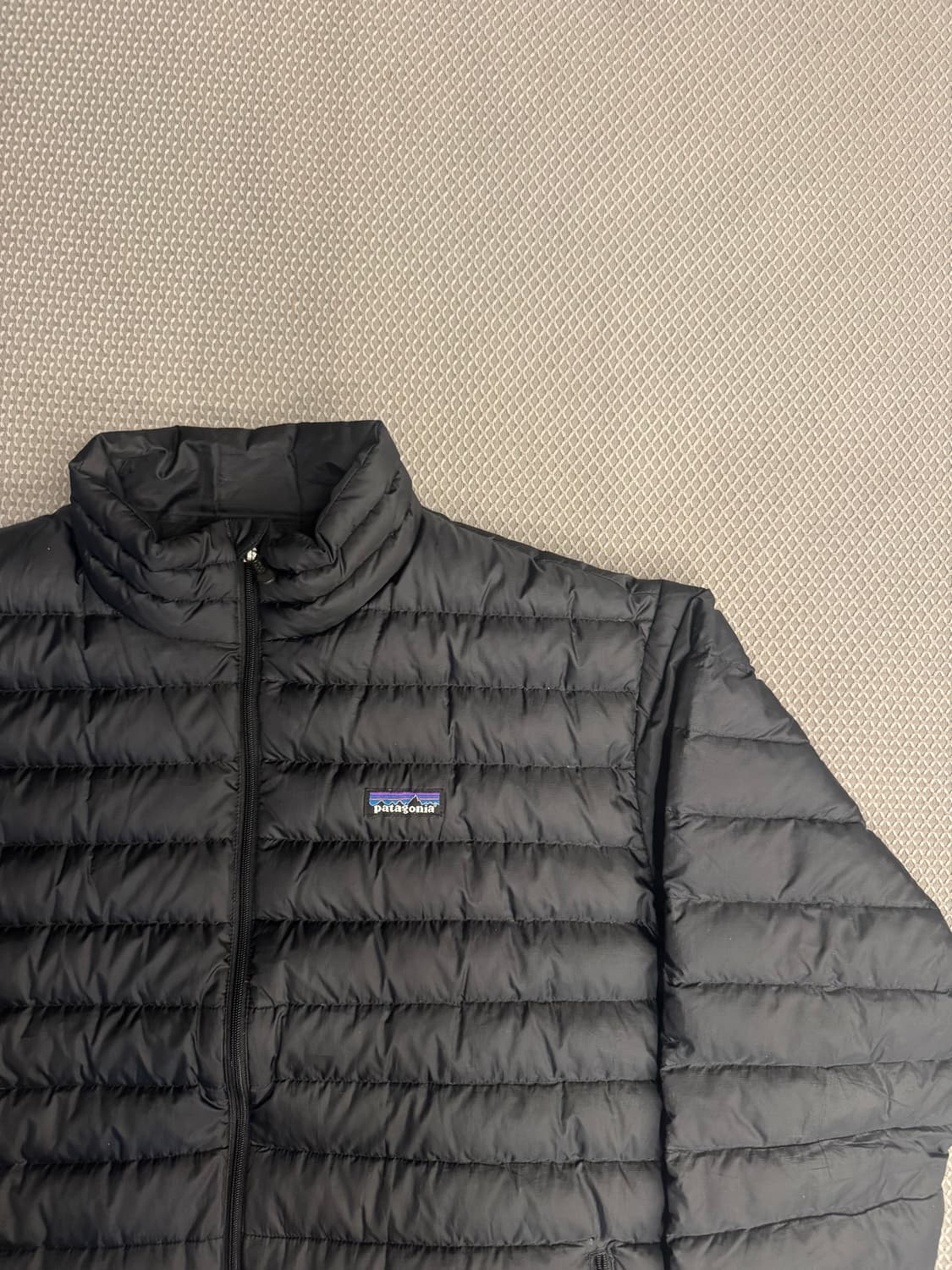 파타고니아 다운스웨터 L사이즈 상품이미지2