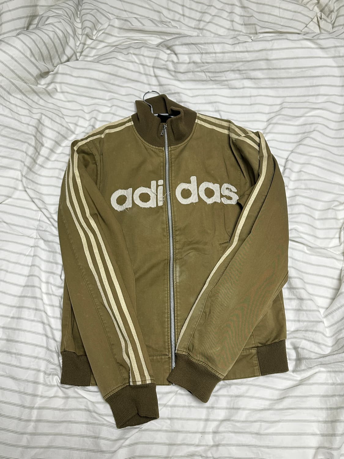 아디다스 카키 자켓져지 (희귀) 상품이미지1