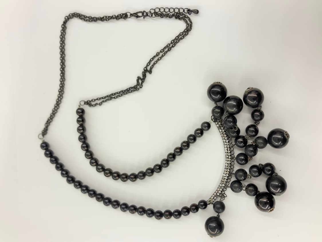 다크 진주 비즈 드롭 목걸이 상품이미지1