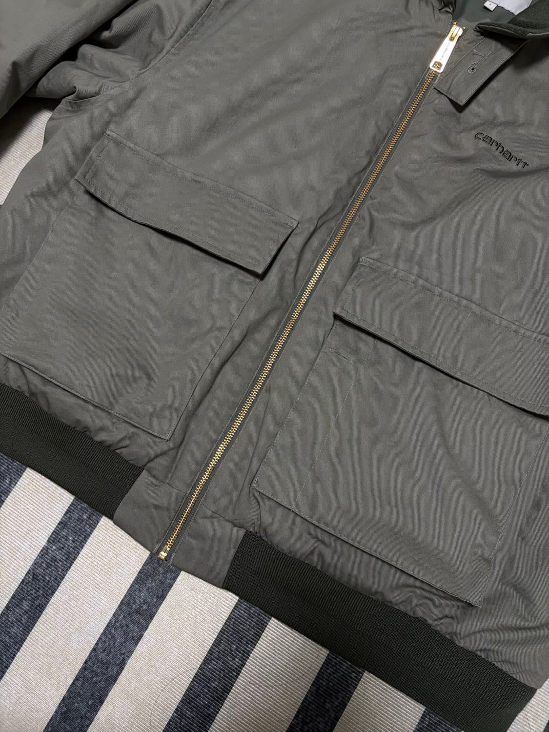 [L]칼하트wip 벌컨 자켓 세이지 그린 판매합니다. 상품이미지5