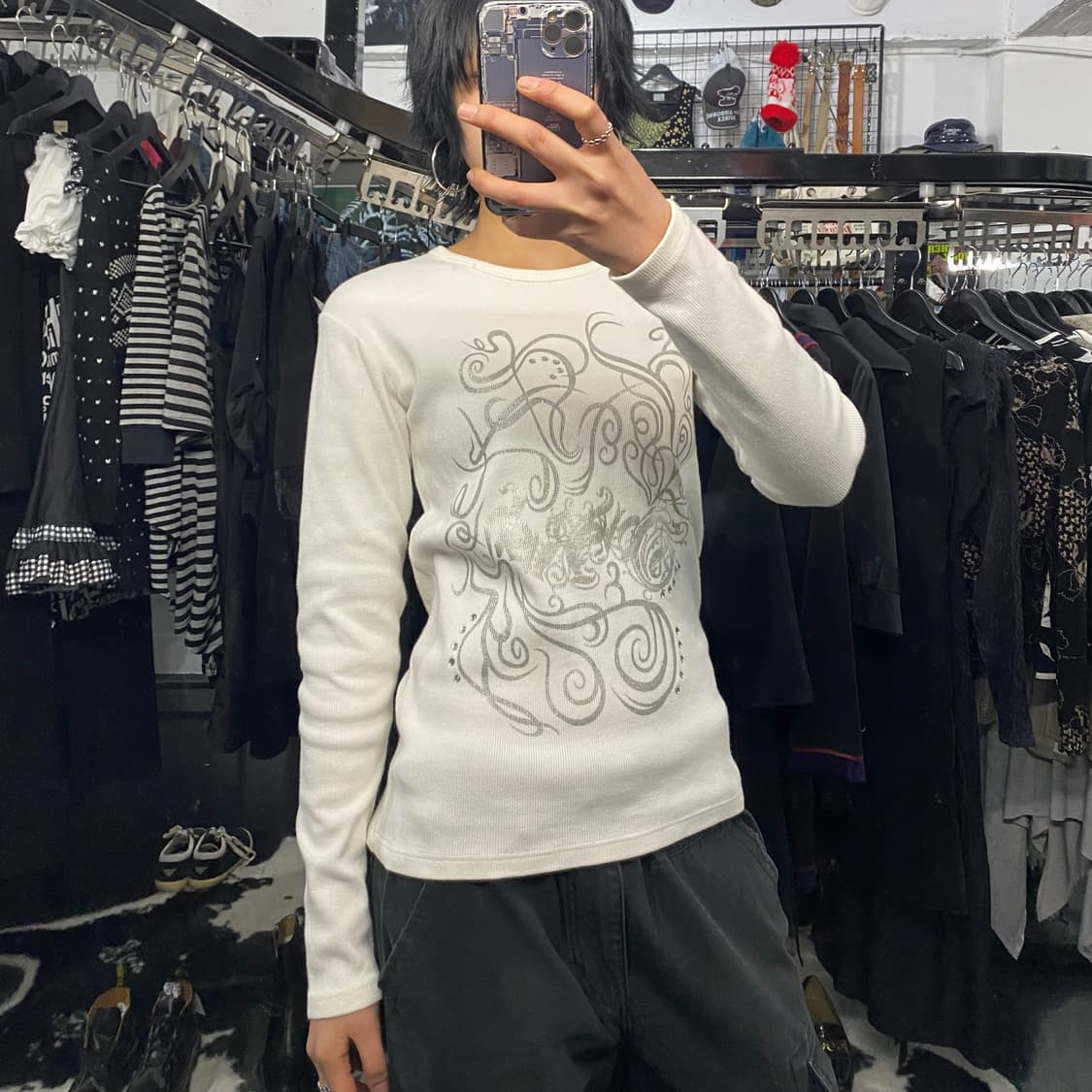 Realmind 큐빅 롱슬리브 상품이미지1