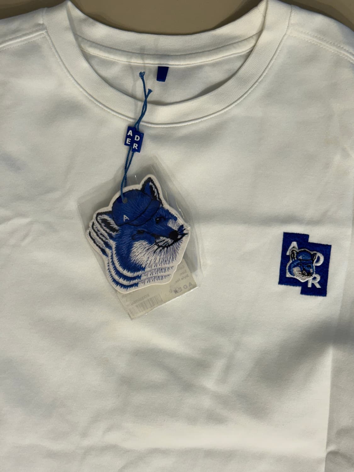 아더에러 메종키츠네 테트리스 폭스 새제품급 판매합니다 상품이미지1