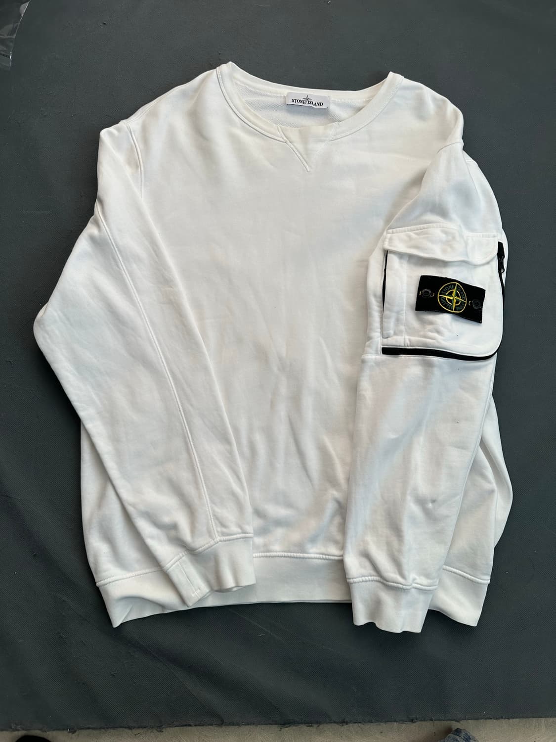 스톤아일랜드 포켓 맨투맨 XL (105-110추천) 장품 상품이미지4