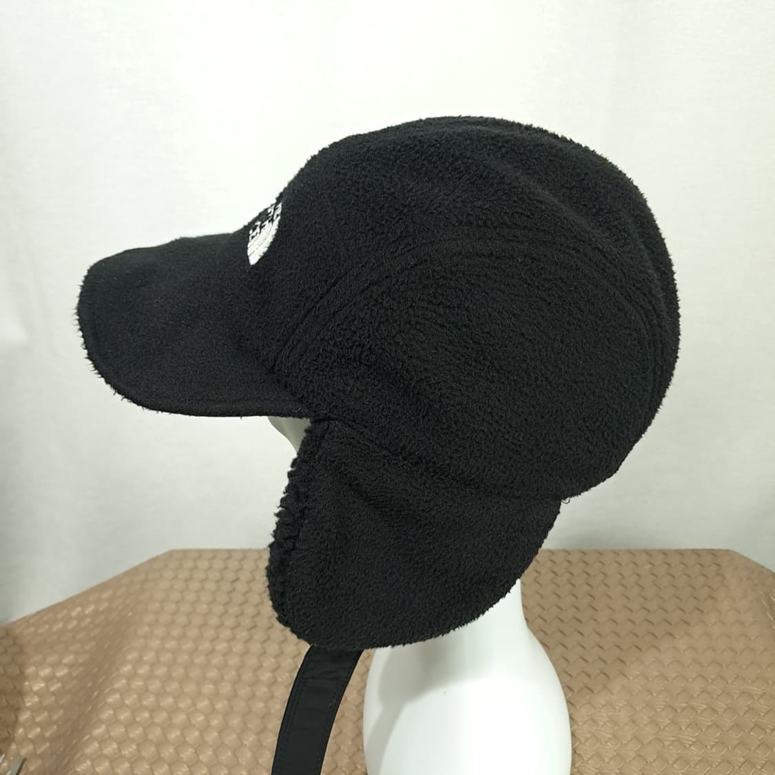 노스페이스 블랙 에코 보아 플리스 이어플랩 캡 P2024 상품이미지4