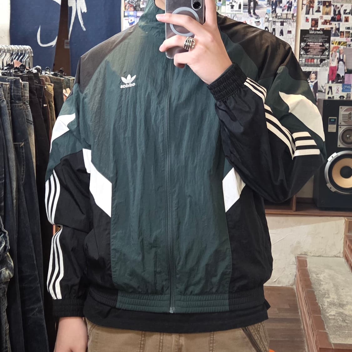 아디다스 그린 배색 바람막이 상품이미지2