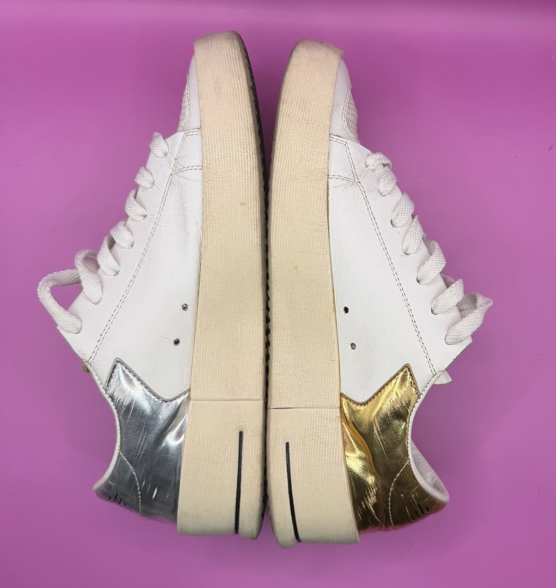 골든구스 스타단 실버/골드 믹스 스니커즈 35사이즈 상품이미지2