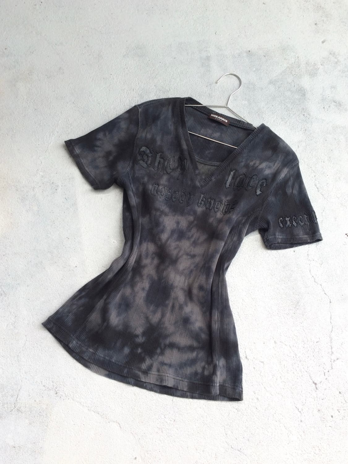 Nicole HideAways V-kei Grunge Top 상품이미지2
