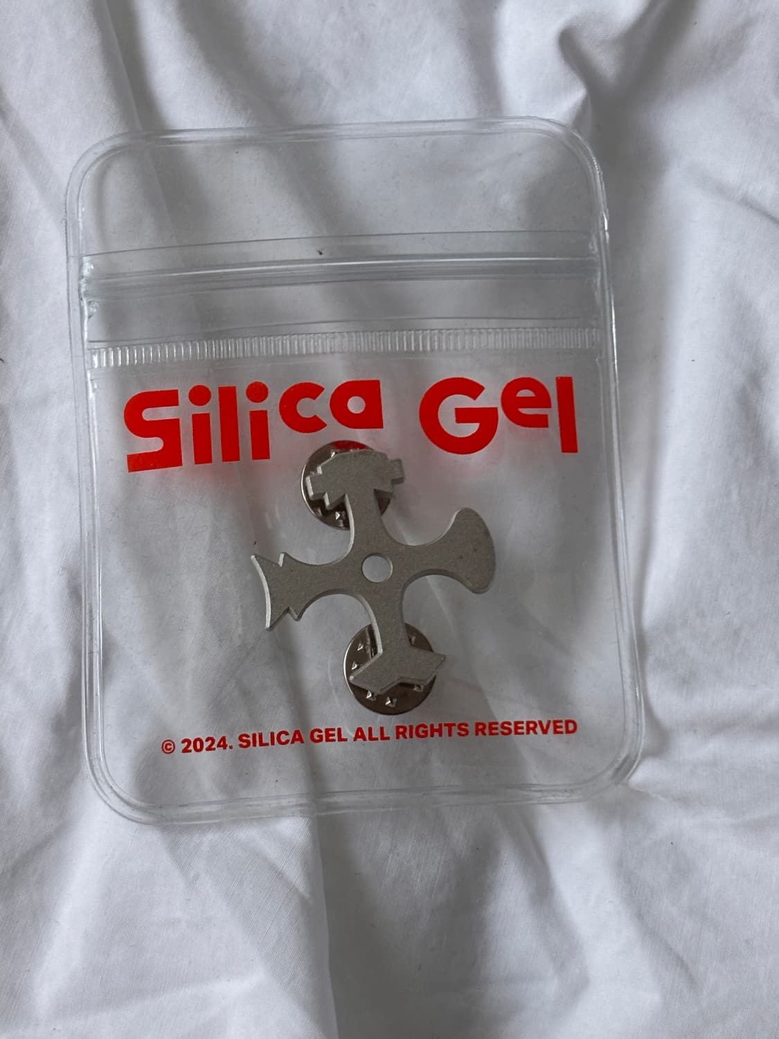 실리카겔 SilicaGel 핀 뱃지 상품이미지1