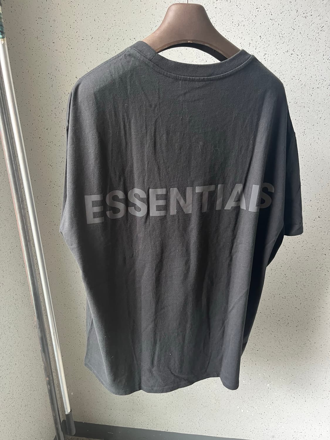 피어오브갓 에센셜 블랙 오버핏 반팔 상품이미지3