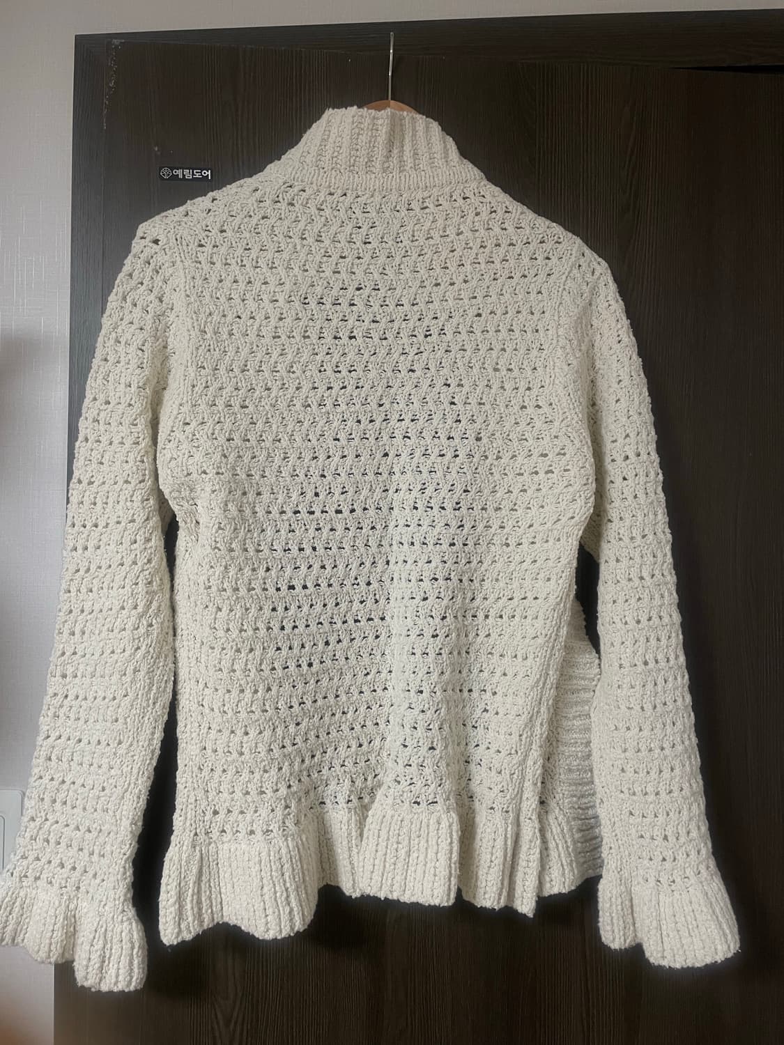 모크  m.o.k 페탈 가디건 아이보리 화이트 크로셰 스웨터 상품이미지5