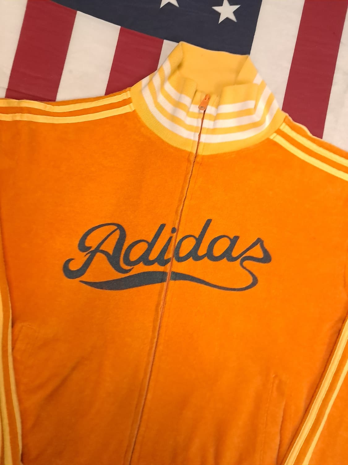 특A 오리지날 일본판 아디다스 오렌지 벨뱃 트렉탑져지  상품이미지2