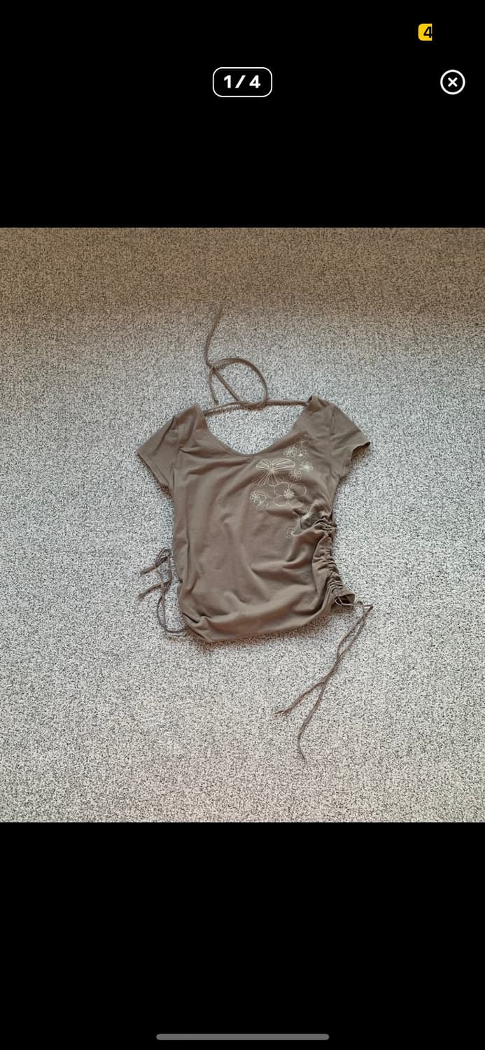 핀터레스트 모리걸 셔링 디테일 티셔츠 상품이미지1