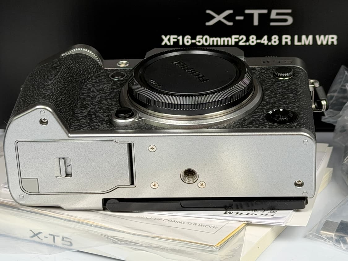 후지필름 X-T5 실버, XF 16-50mm 렌즈 키트 신품급 46컷 상품이미지5