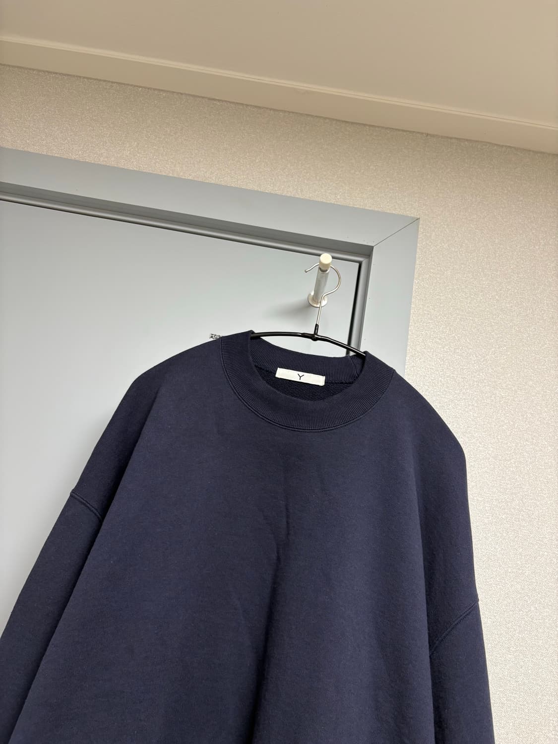 일본브랜드 Y 수입 남성 네이비 맨투맨 상품이미지2