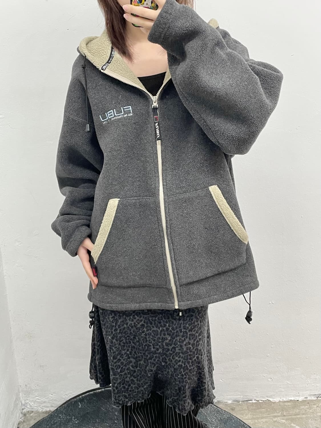 푸부 그레이 플리스 헤비 자켓  상품이미지5