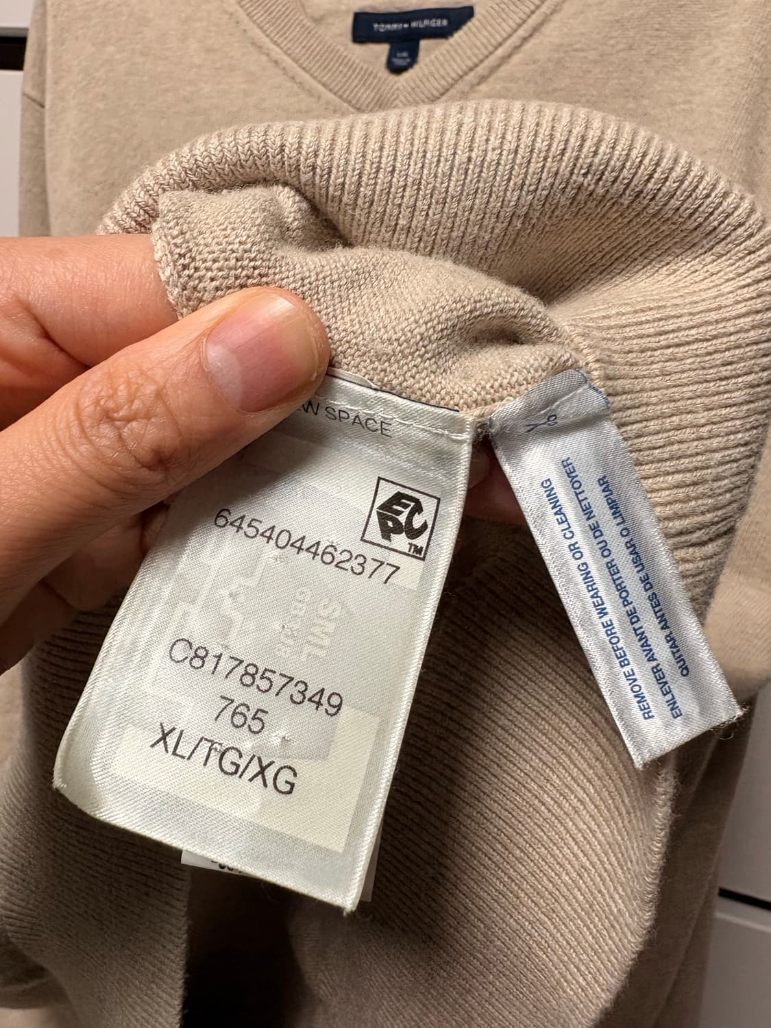 타미힐피거 베이지 V넥 니트  상품이미지4