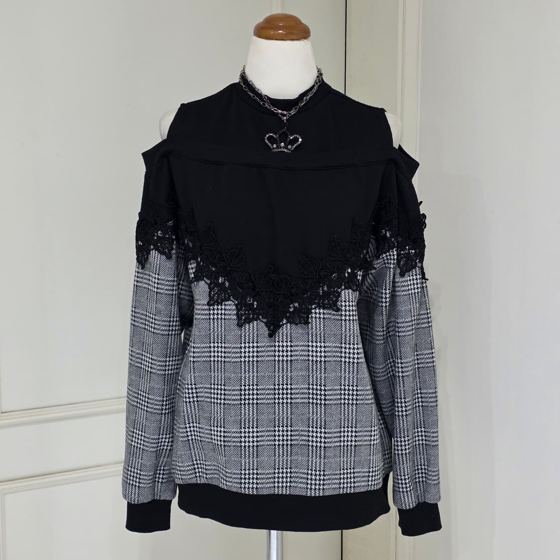 일본빈티지)블랙 지뢰계 오네갸루깔 오프숄더 골지니트 상품이미지2