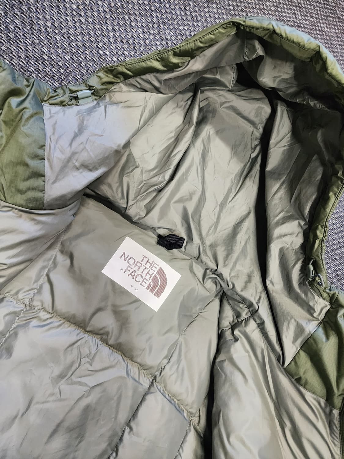 노스페이스 웨이브 라이트 온볼 패딩 95 m사이즈 상품이미지4