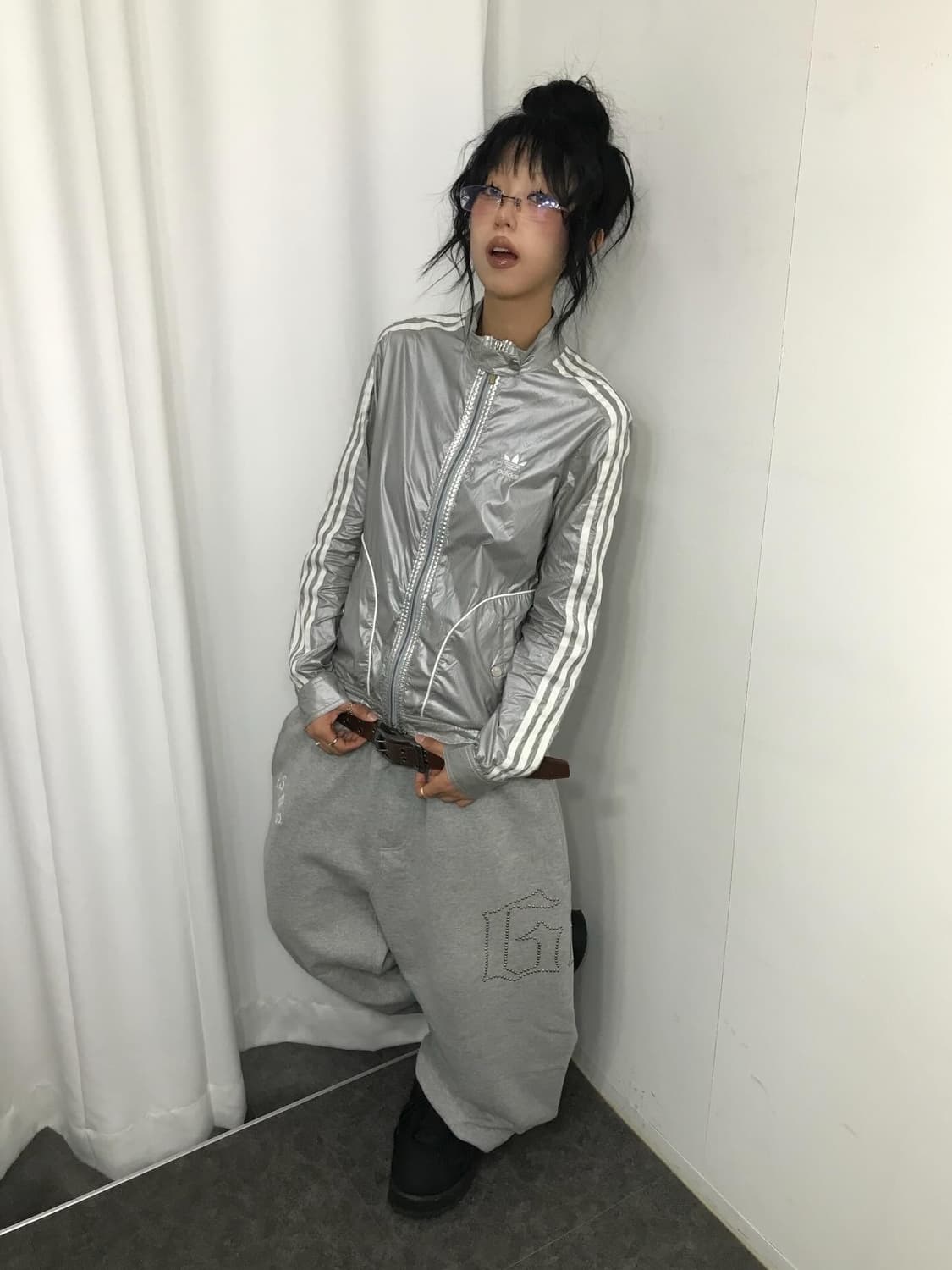 아디다스 오리지널스 실버 바람막이 상품이미지2