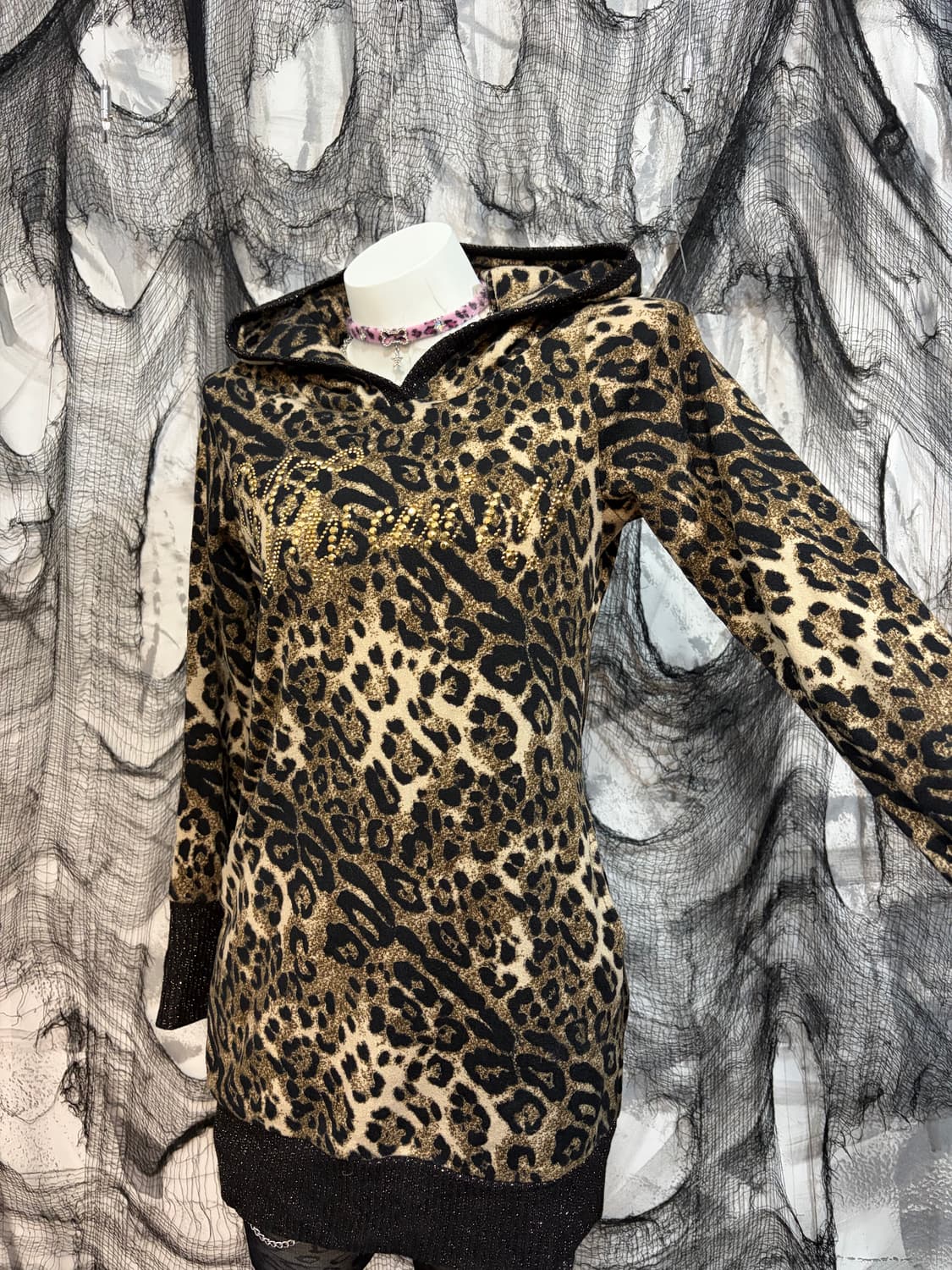 Onegyaru Leopard cubic hoodie one piece 상품이미지8