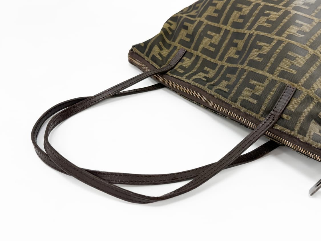 펜디 주카 자카드 숄더백 상품이미지6