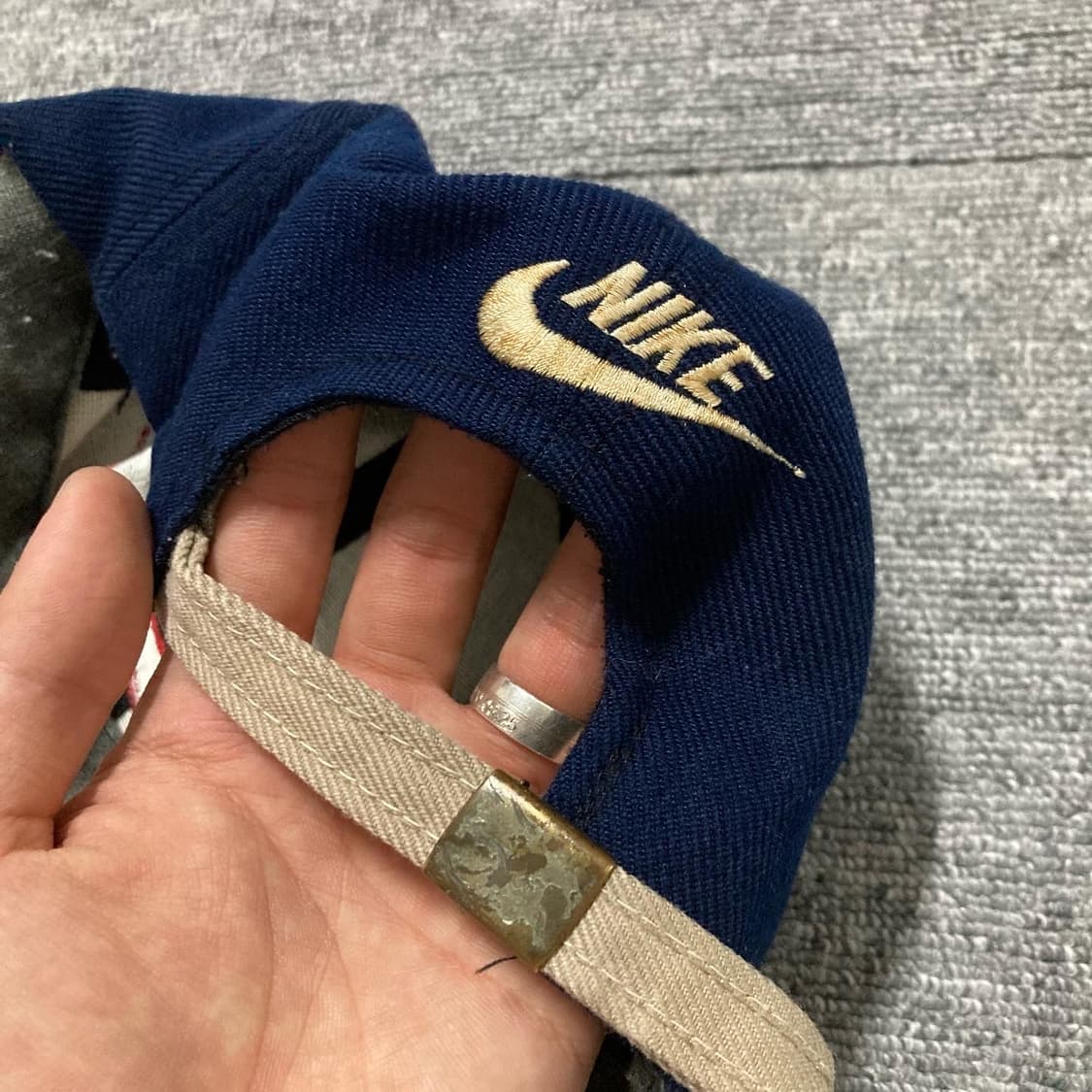 나이키 90's 올드스쿨 빈티지 스우시 모직 볼캡 상품이미지4