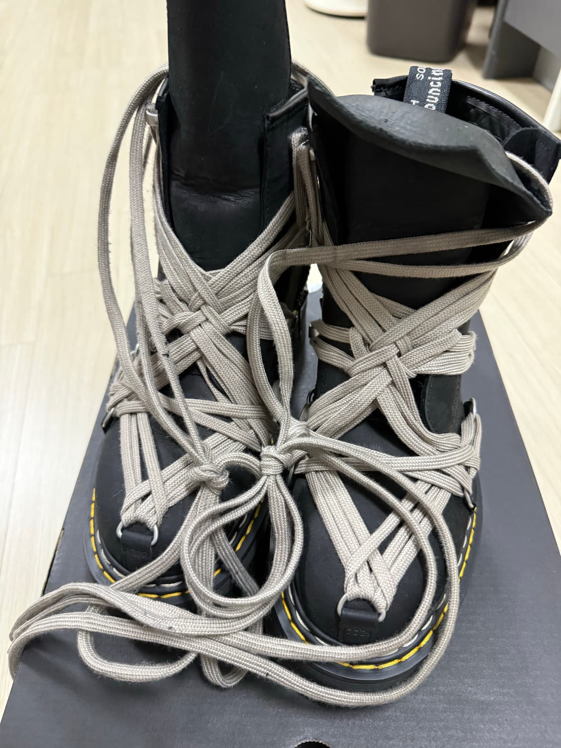 닥터마틴 x 릭오웬스 1460 쿼드 솔 메가 레이스 부츠 260 상품이미지2