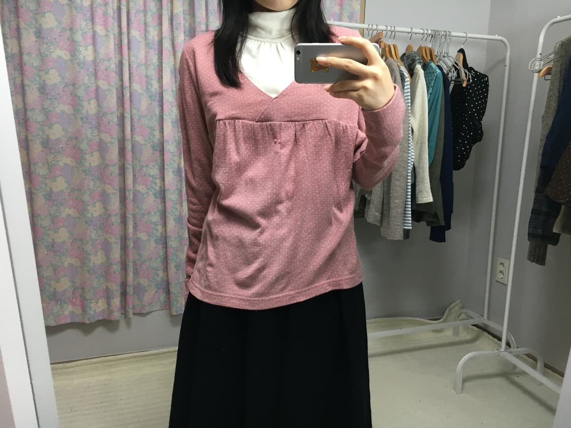 핑크 도트 목폴라 티셔츠 상품이미지2