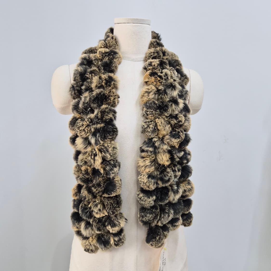 프리미엄 렉스 토끼털  폼폼 롱머플러 상품이미지3