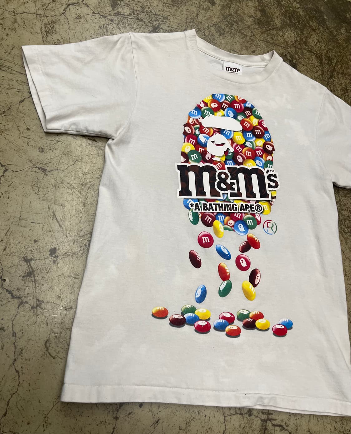베이프 x m&m 반팔티셔츠 상품이미지3