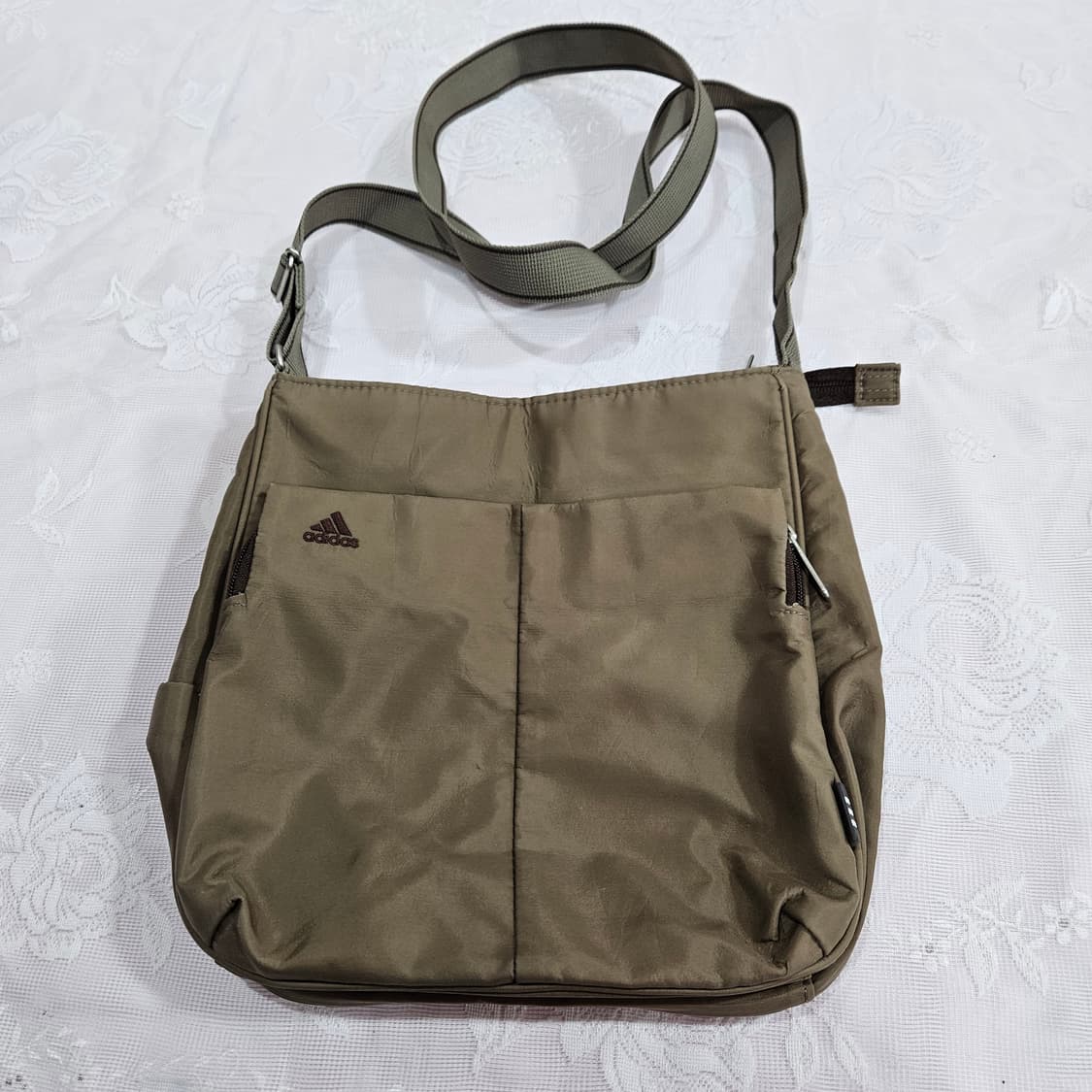 아디다스(adidas) 크로스백 상품이미지1