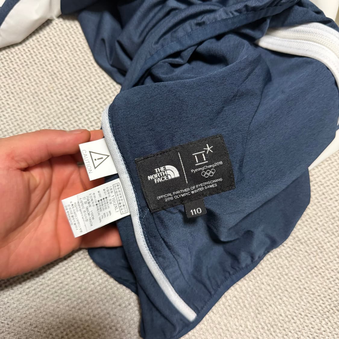 노스페이스 평창 올림픽 경량 바람막이 상품이미지3