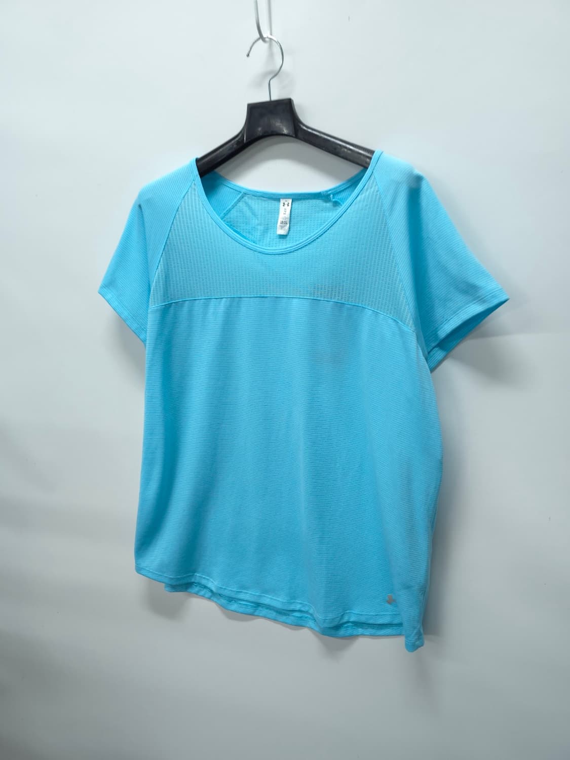 새상품) 언더아머 기능성 운동용 티셔츠 (77~77반) 상품이미지2