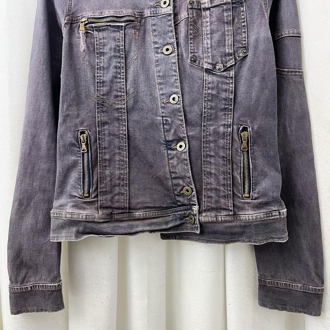 돌체앤가바나 흑청 멀티지퍼 트러커 자켓 상품이미지4