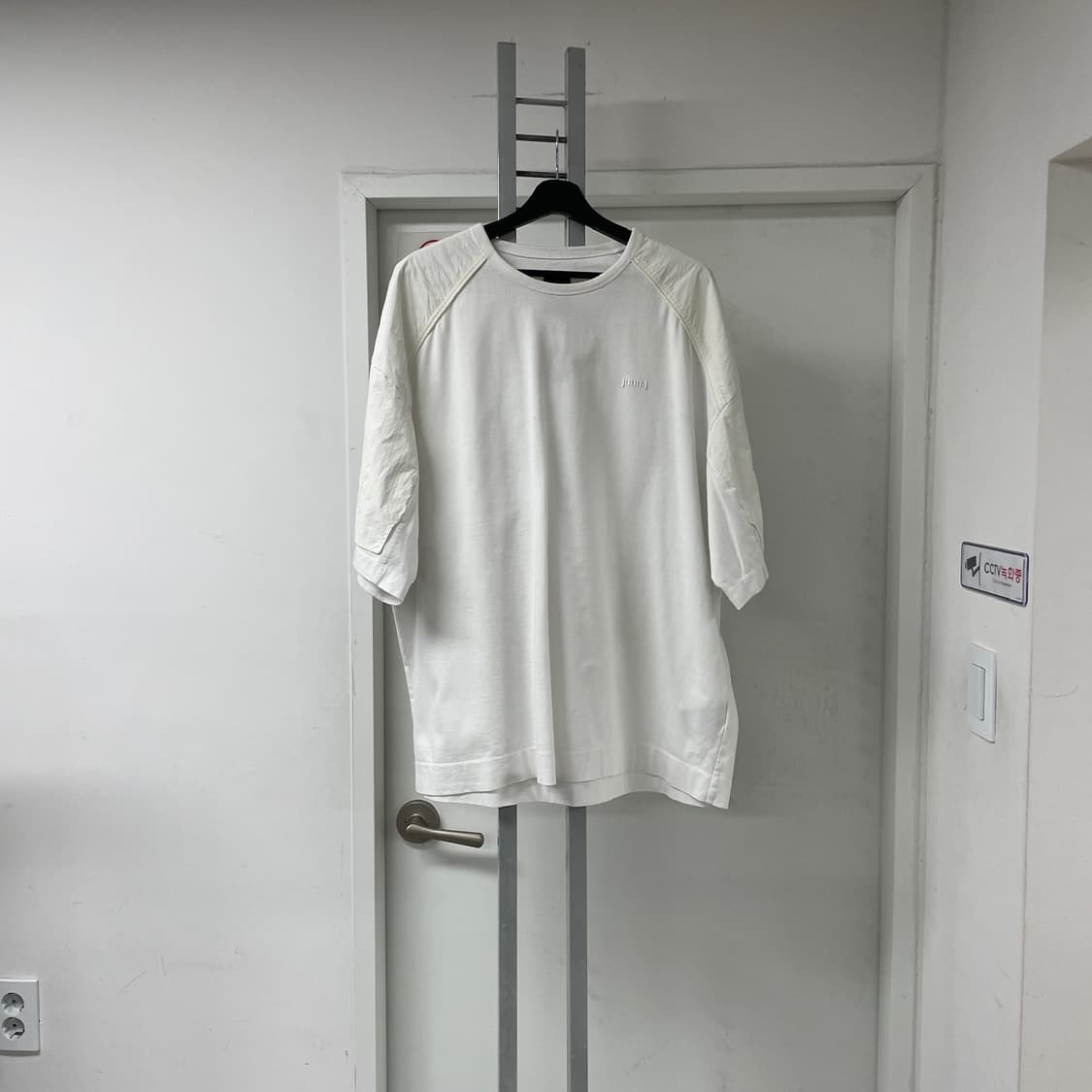 준지 화이트 반팔 티셔츠 L 상품이미지1