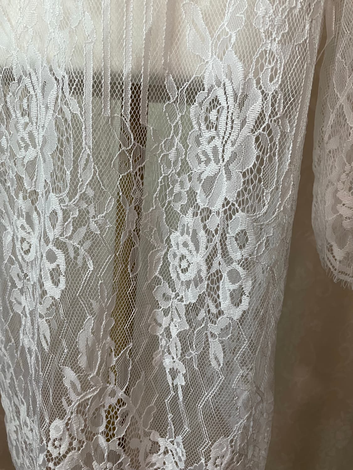     화이트 플리츠 레이스 롱 로브 가디건 상품이미지5