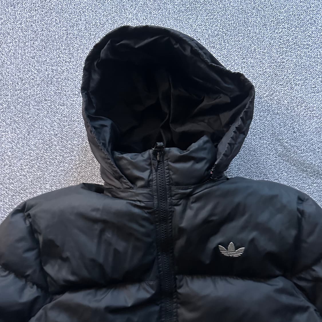 아디다스 블랙 패딩 점퍼 상품이미지2