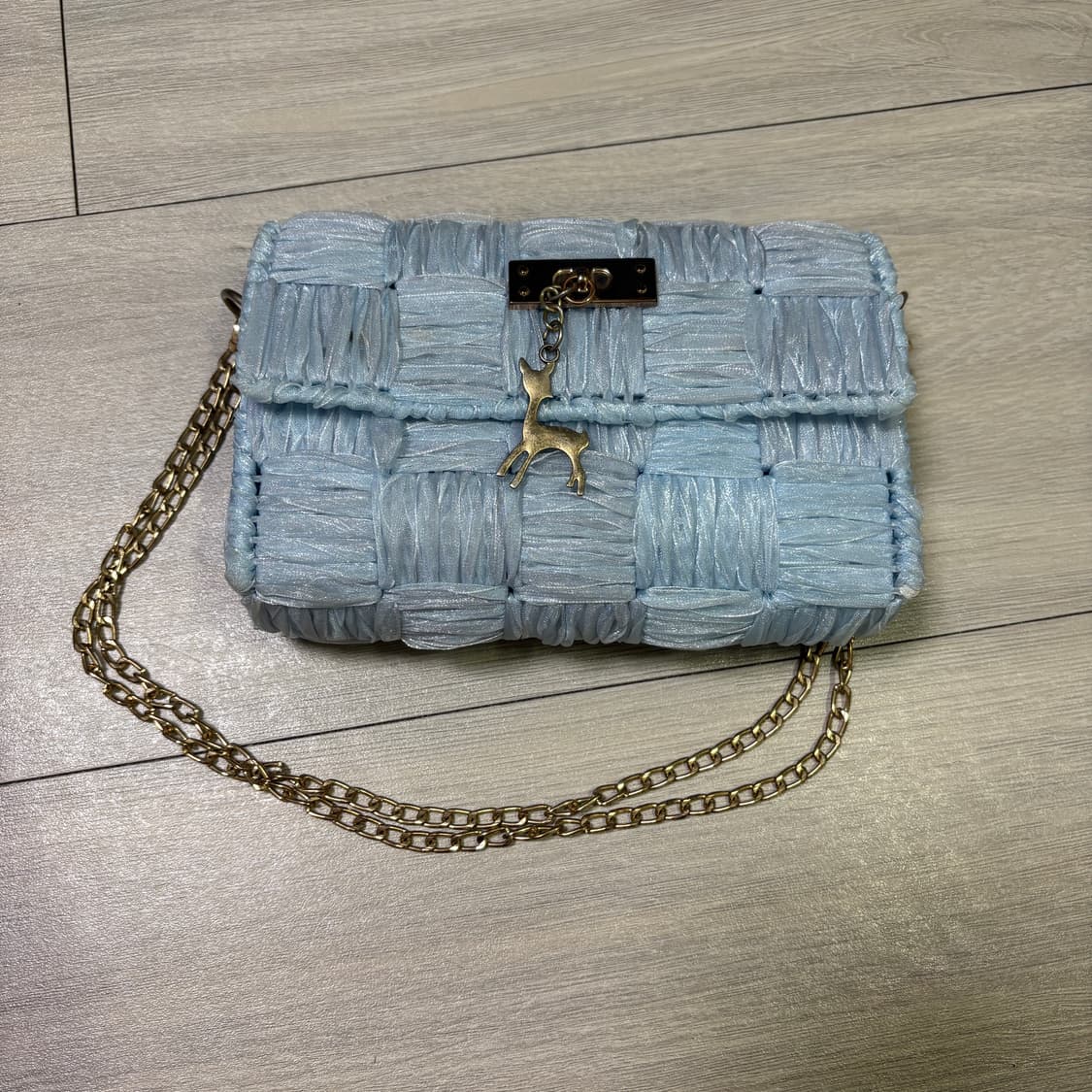 핸드메이드 하늘색 셔링 체인 숄더백 상품이미지3