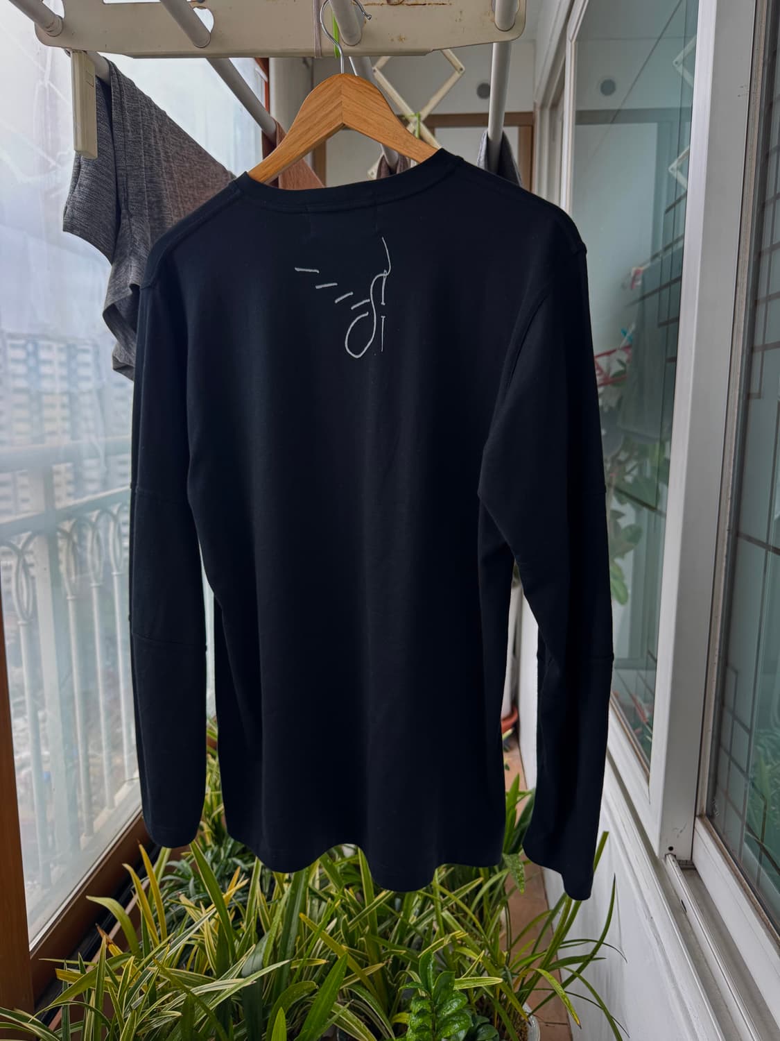 크리스토퍼 네메스 롱슬리브 108 트위스트 로프 블랙 M 상품이미지2