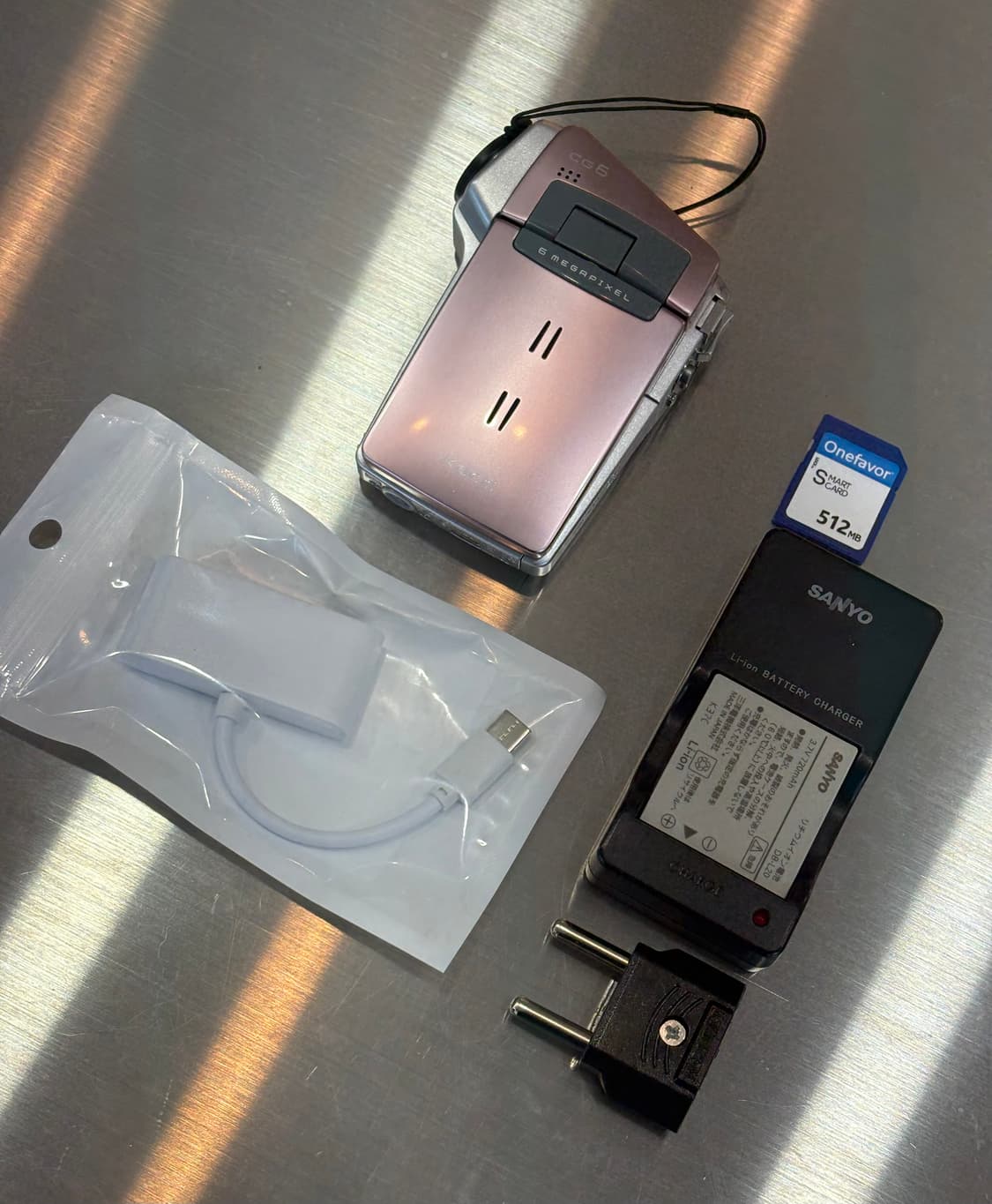 레어/민트급/딸기우유)산요 작티 DMX-CG6 핑크 빈티지디카 캠코더 상품이미지2