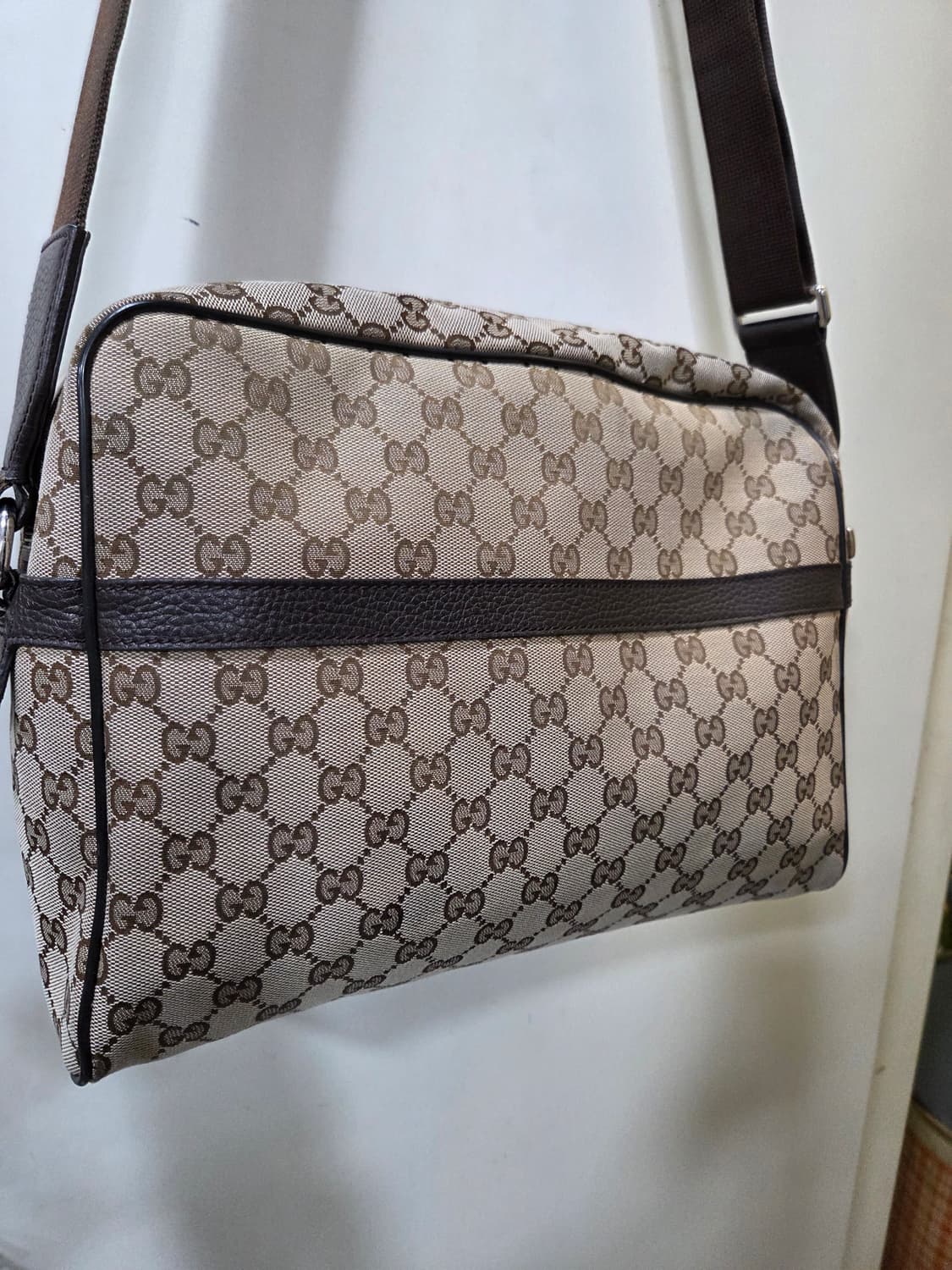 구찌 신형 크로스백 상품이미지3